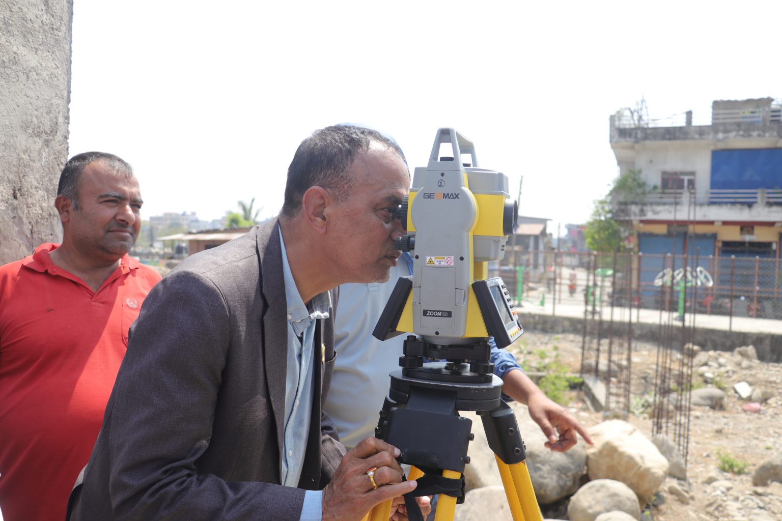 बुटवलमा अब्यवस्थित बसाेबासी जग्गाको नापजाँच सुरु