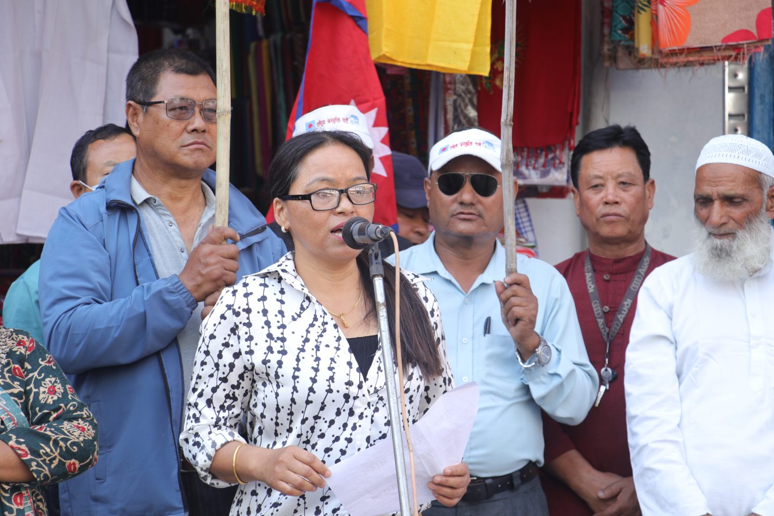 सरकार र गणतन्त्र बिराेधीहरूकाे क्रियाकलापकाे जनमुक्ति पार्टीको भण्डाफाेर कार्यक्रम